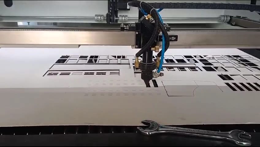 jasa laser cutting kertas